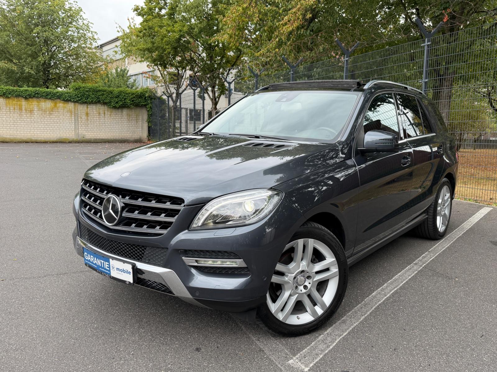 Mercedes-Benz ML 350 CDI BlueTec 4Matic*Panorama*20Zoll*Top*
