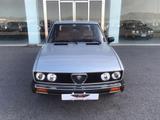 Alfa Romeo ALFA ROMEO ALFETTA 2.0 QUADRIFOGLIO ORO - graue Alfa Romeo Alfetta