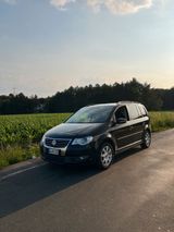 Volkswagen VW Touran 2.0TDI 170PS 7Sitzer Standheizung - Volkswagen Touran: TDI 170
