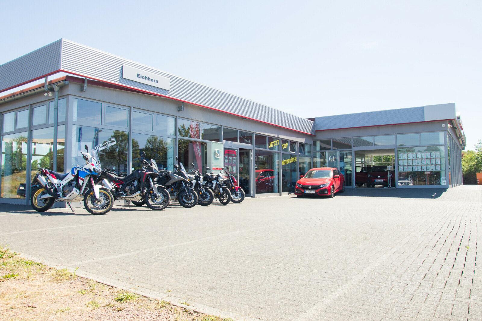 showroom-image-bottom