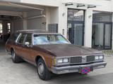 Oldsmobile Custom Cruiser 5.0l V8 140 hp - Oldsmobile mit Benzin-Antrieb: Kombi