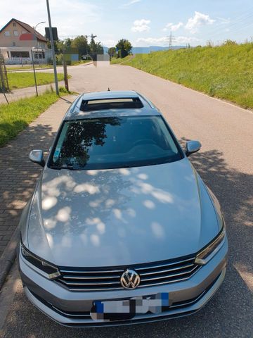 Volkswagen Passat Variant Comfortline Panoramadach Kamera