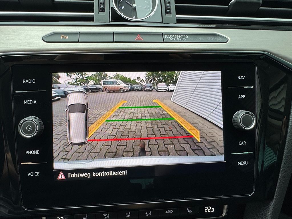 Passat Variant 2.0 TDI Highline *LED*AHK*STDHZG*