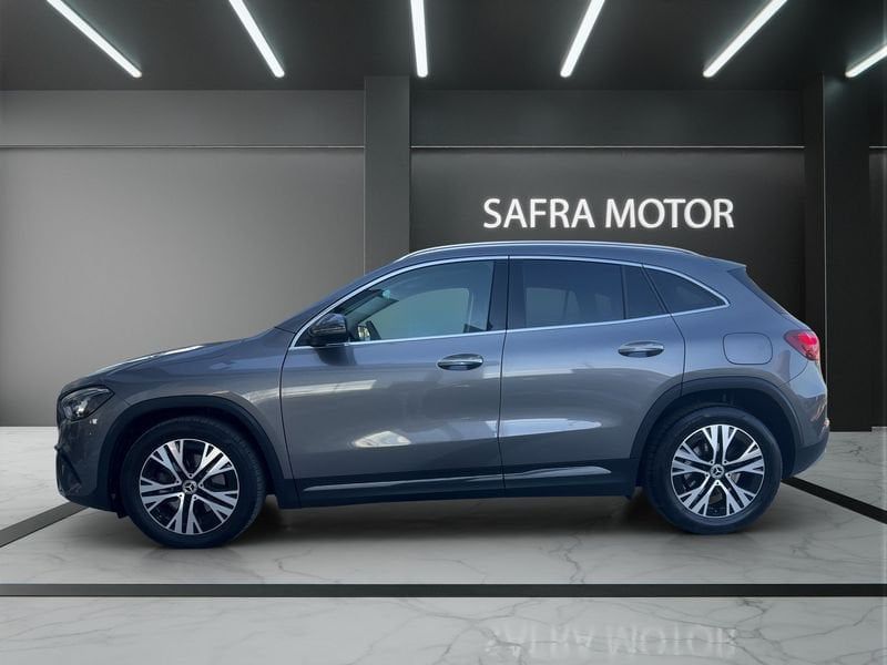 Mercedes-Benz GLA GLA 200 d Auto Progressive Adv imagem 3