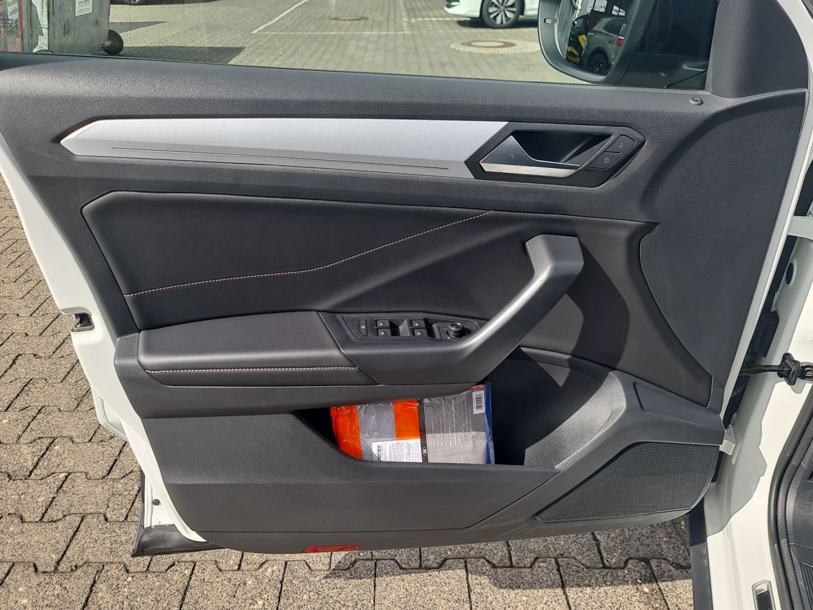 Volkswagen T-Roc - Bild 7