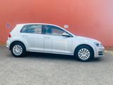 Volkswagen Golf VII Lim. Trendline BMT - Volkswagen Golf: Vi Trendline