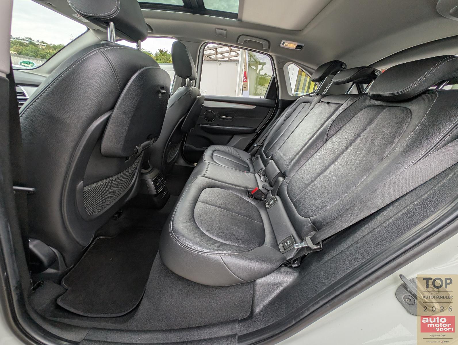 BMW 225xe Active Tourer Luxury-Line*ACC*AHK*PANO*HUD
