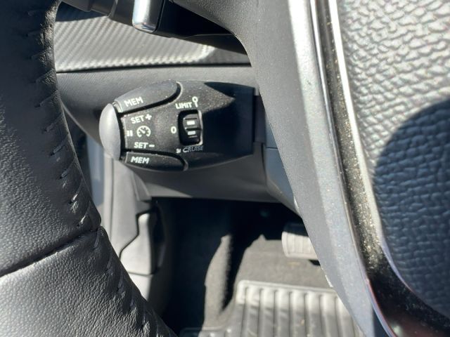 Foto Nummer 13: PEUGEOT 208