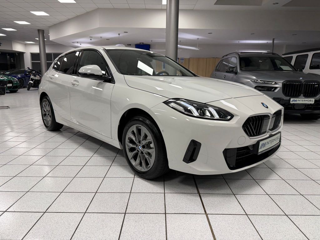 BMW 116 i LED*NAV*KAM*SHZ*TEMP*SPURW*KLIMA*DRIVING*