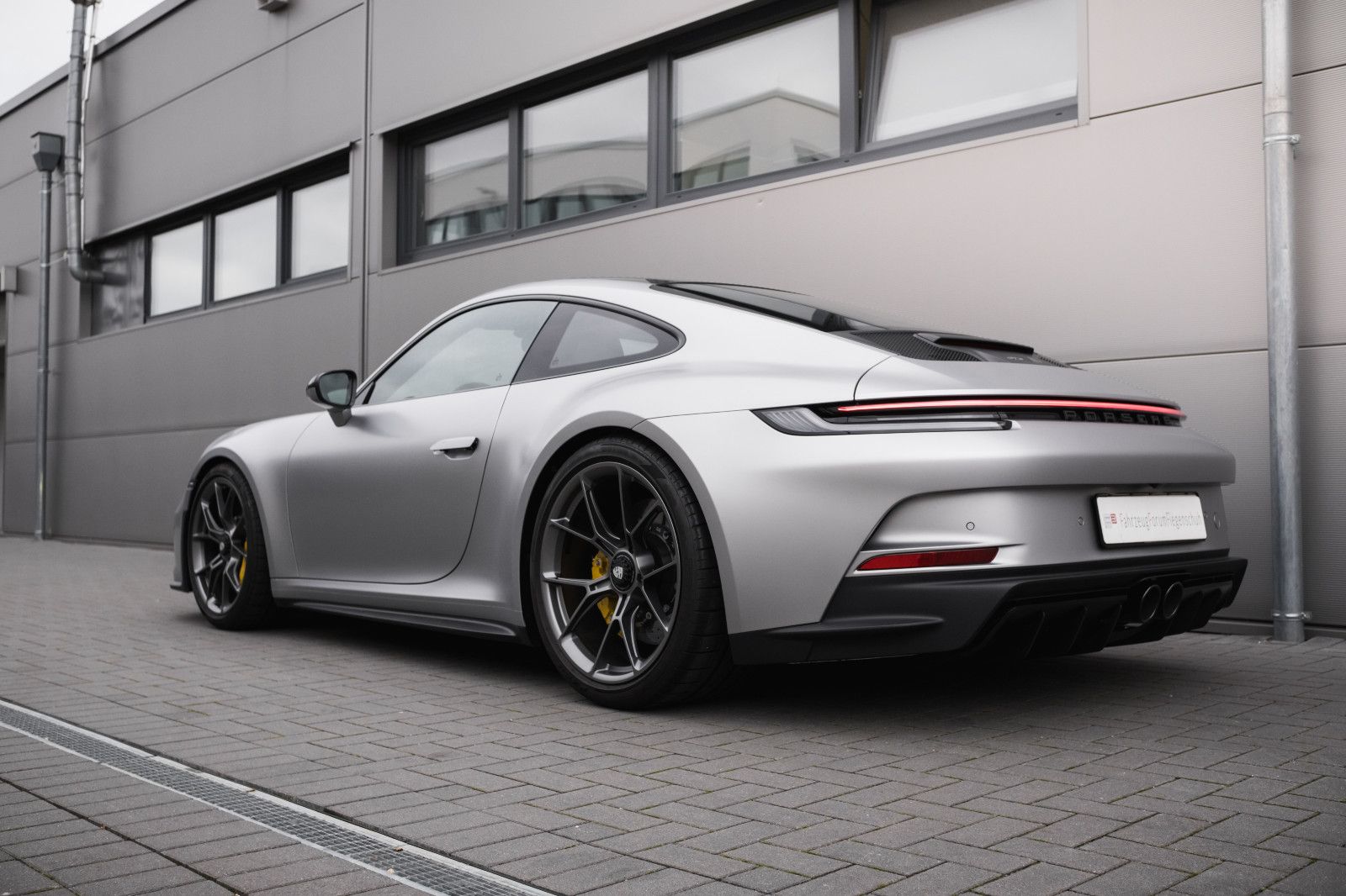Fahrzeugabbildung Porsche 992/911GT3 Touring-Schalter-PCCB-Vollschale-Lift