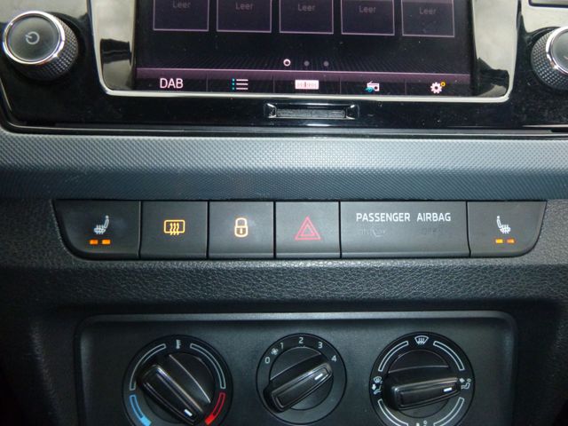 Fahrzeugabbildung Skoda Fabia 1,0 MPI Cool Plus >38.963/Sitzheiz/PDC<