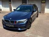 BMW 540d xDrive touring M Sport NAVI LED RKAM LEDER - BMW 540 in Oberhausen