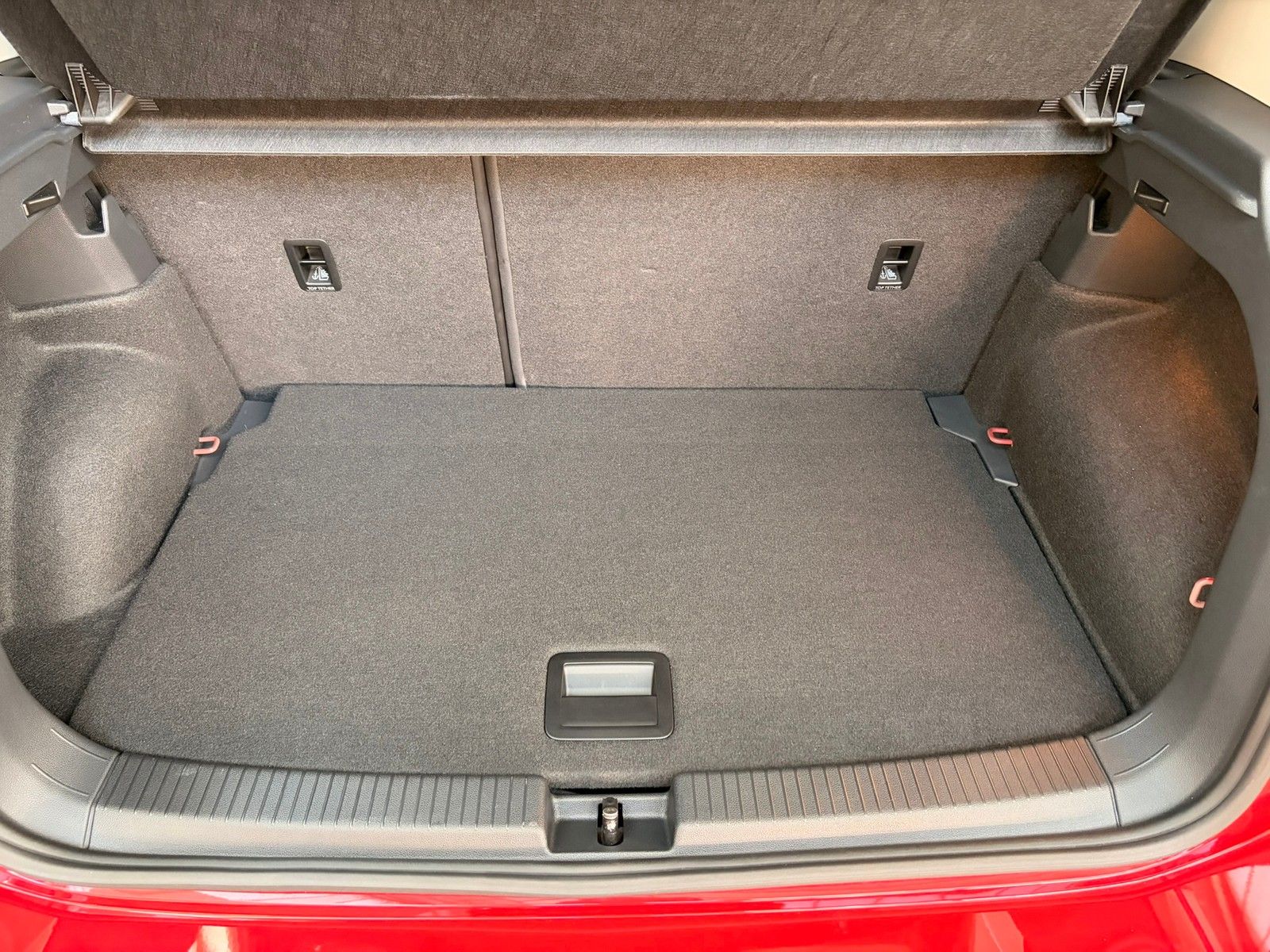 Fahrzeugabbildung Volkswagen T-Cross Goal 1.0 TSI +Navi+ACC+LED+Travel-Assist