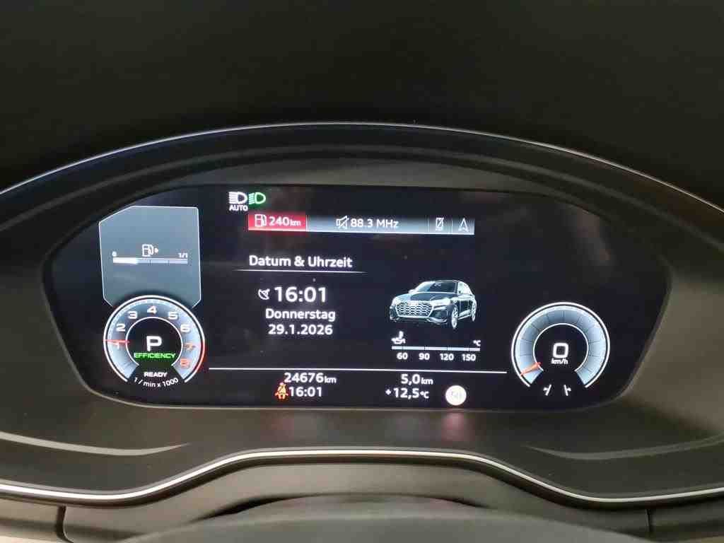 Fahrzeugabbildung Audi Q5 45 TFSI S-Line quattro S-tronic STH Matrix AH