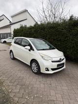 Toyota Verso S 1.4/Navi/Kamera/Panorama/AHK/ - Toyota Verso-S mit Diesel-Antrieb