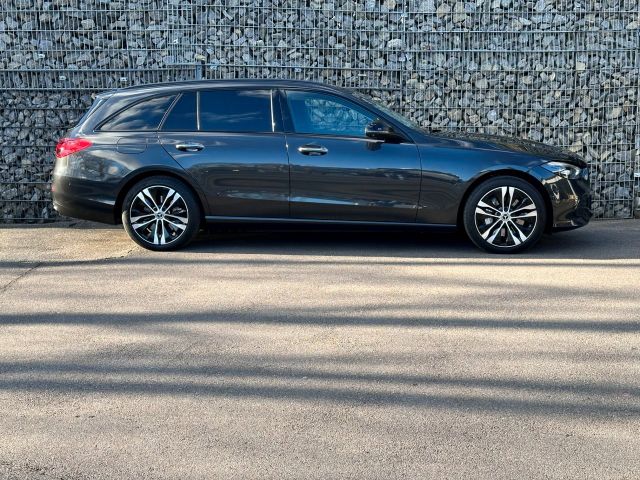 Mercedes-Benz C 300 – Bild 2