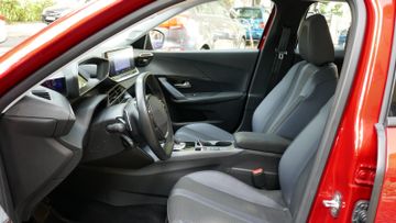 Fahrzeugabbildung Peugeot 2008 Allure, Navi, Klima, Kamera