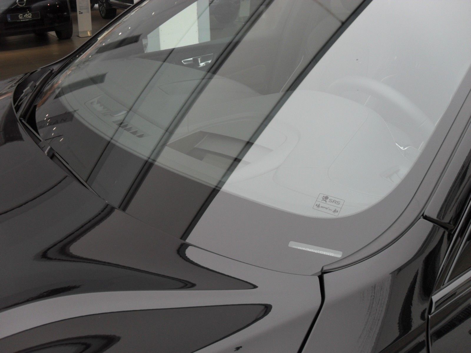 Fahrzeugabbildung Volvo XC 60 B5 Ultra Black Edition AWD |