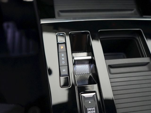 Astra L ST ULTIMATE AT+AHK+LED+NAVI+360 GRAD KAM