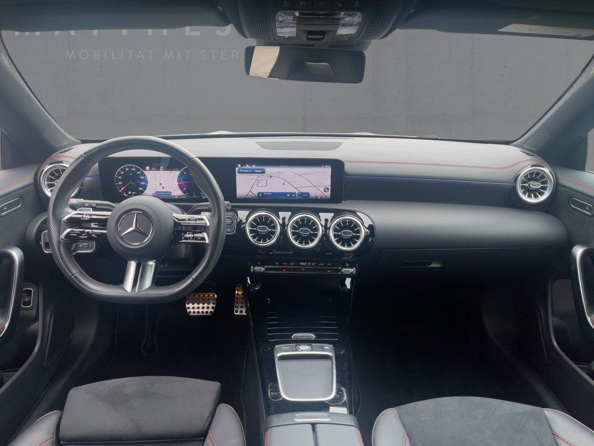Fahrzeugabbildung Mercedes-Benz CLA 200 d SB AMG/Night/Pano/360°/AHK