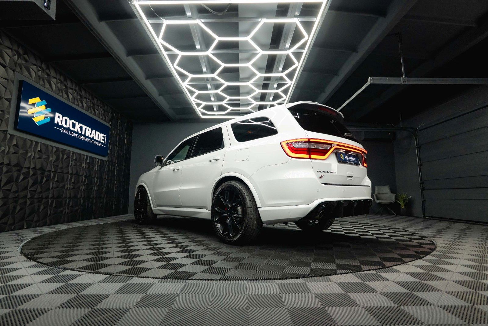 Fahrzeugabbildung Dodge Durango 5.7 V8 GT SRT 4x4 Night-Paket Modell 22