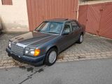 Mercedes-Benz W124 /E 260