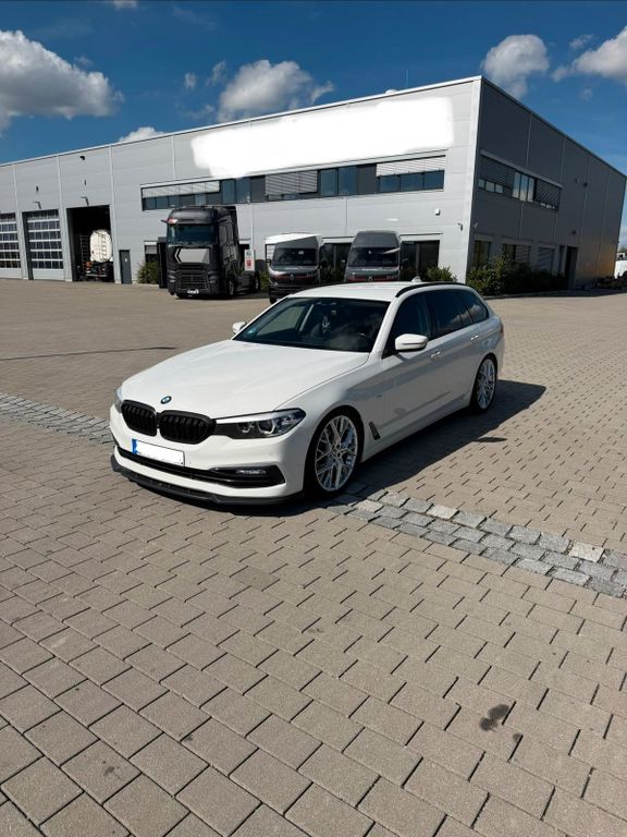 Image of BMW 520
