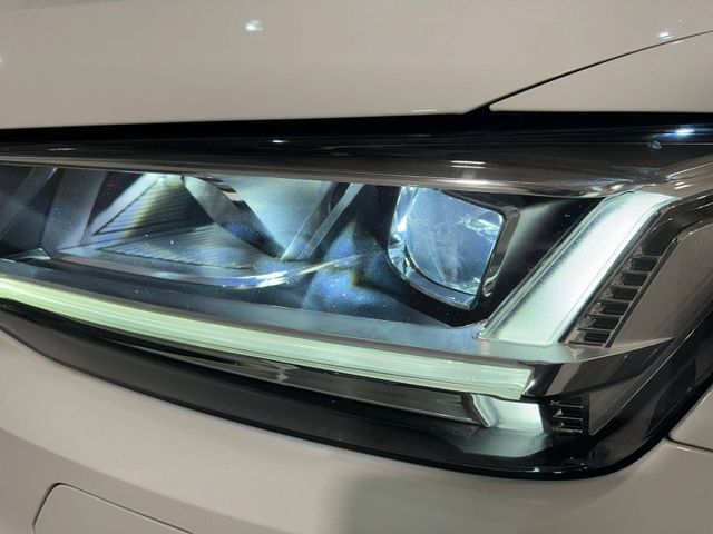 Q2 40 TFSI S TRONIC QUATT ADVANCED +LED+AHK+PDC+
