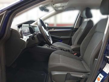 Volkswagen Golf - 8