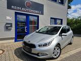 Kia Ceed 1,6 Dream Team *BLUETOOTH*SITZHEIZUNG*AHK*L - silberne Kia cee'd / Ceed