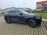 Jaguar jaguar f-PACE - Jaguar F-Pace in Stuttgart
