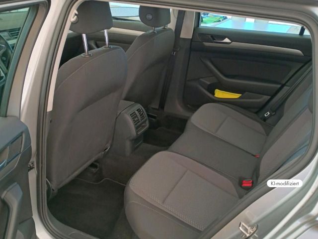 Volkswagen Passat Variant - Bild 6