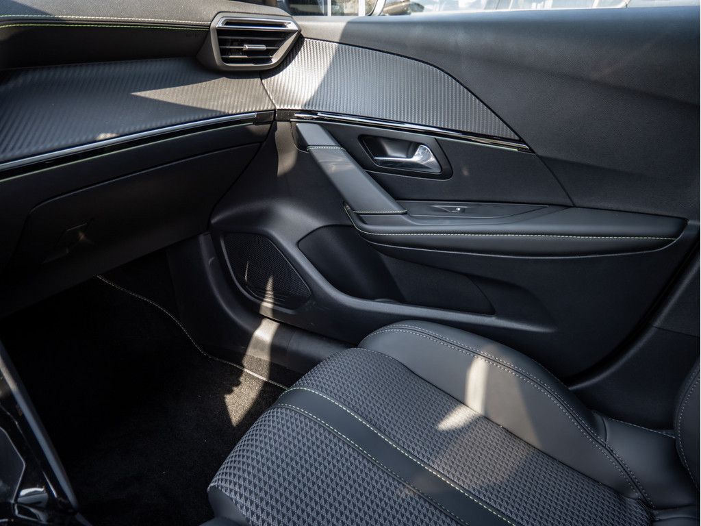 Peugeot 208 - Bild 17