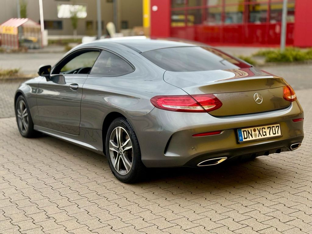 Image of Mercedes-Benz C 200