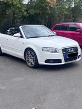 Audi A4 1.8 T multitronic Cabriolet - - Audi A4 aus 2009: Cabrio