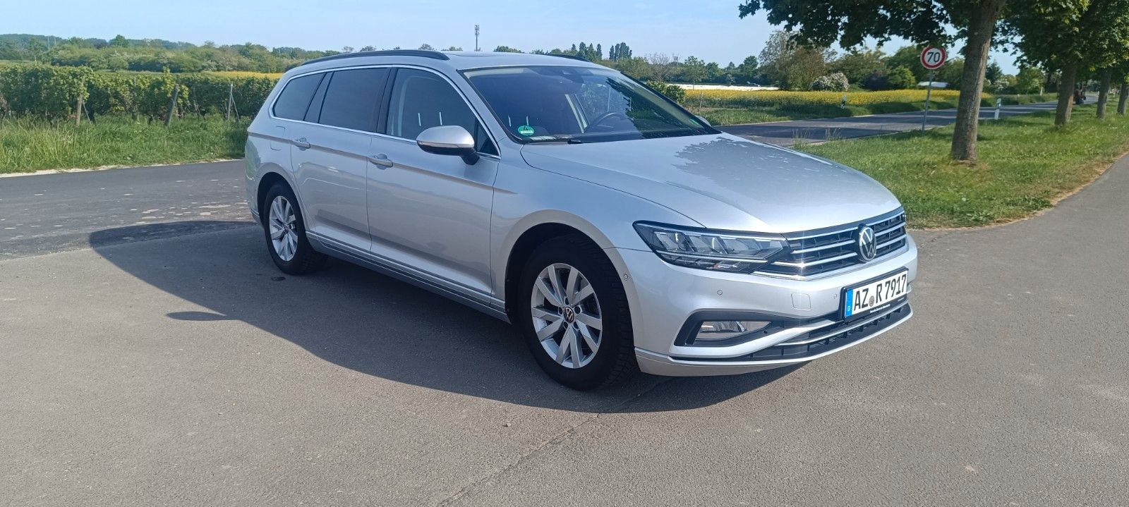 Volkswagen Passat Variant Business LED AHK