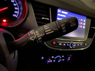 Bild 21 Opel Crossland (X) Crossland Elegance AT/NAV/PDC vo+hi+Cam/SHZ+LHZ