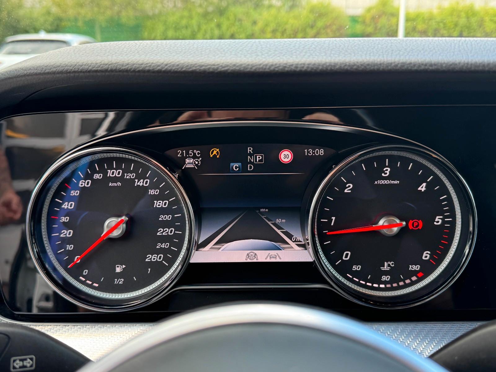 Mercedes-Benz E 220 T-Modell All-Terrain lKamera|Air|Burmester