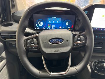 Ford Tourneo Custom 2.0 EcoBlue L1 Titanium