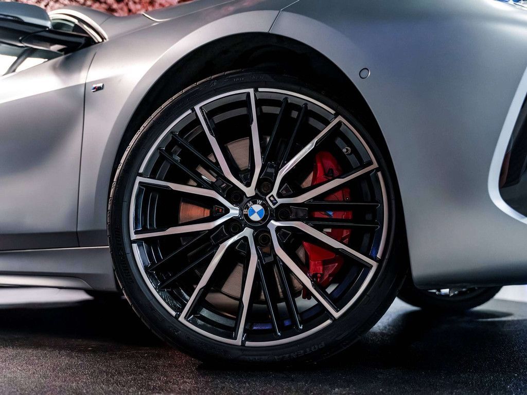 BMW 118 1 Serie 118d - M Sport Pro - Frozen Pure Gre imagem 2