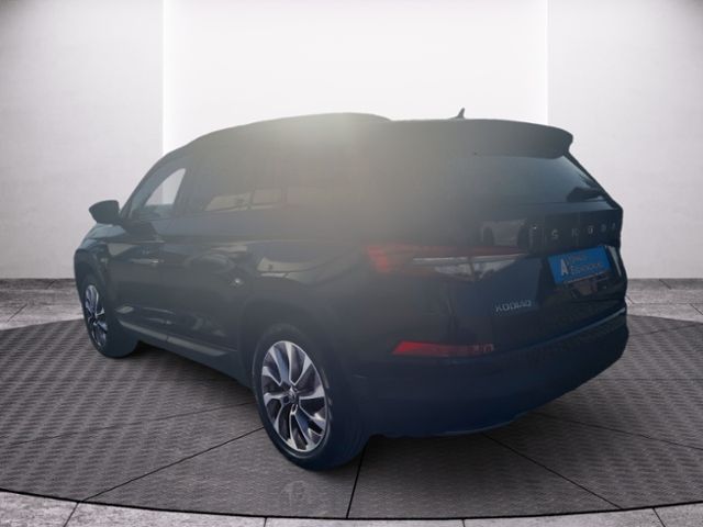 Fahrzeugabbildung SKODA Kodiaq 1.5 TSI DSG Clever NAVI MATRIX-LED