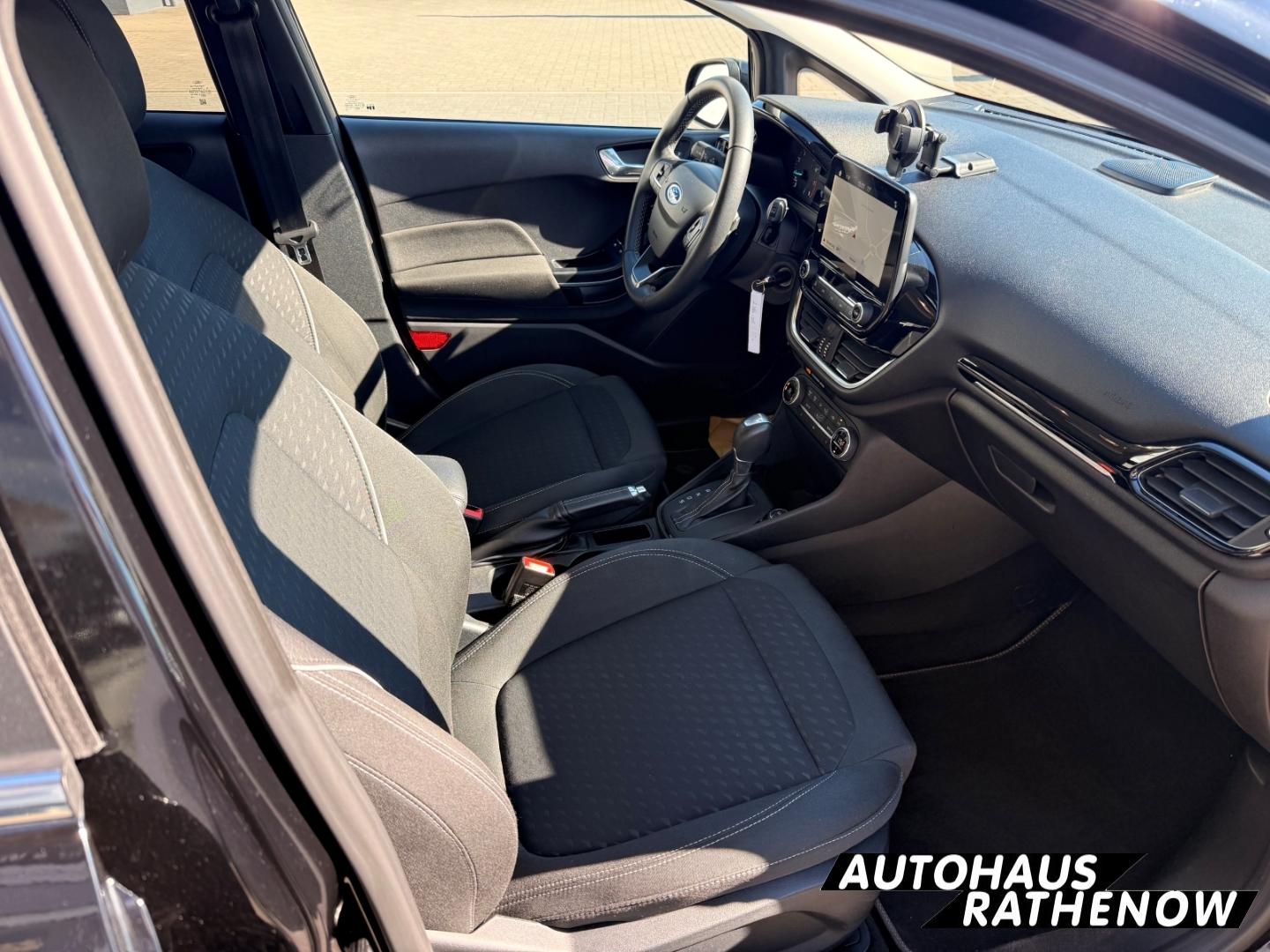 Ford Fiesta Titanium Navi Apple CarPlay Android Auto 