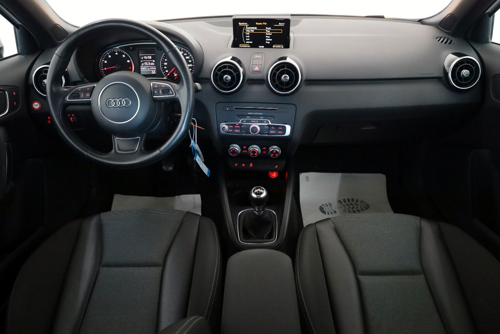 Fahrzeugabbildung Audi A1 sport,Teilleder,Sportsitze,Sportfahrwerk,Shzg