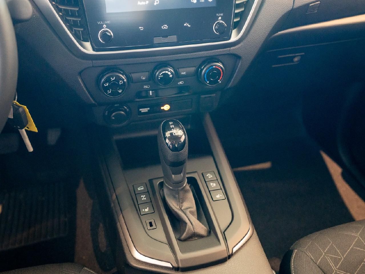 Fahrzeugabbildung Isuzu D-Max Space Cab 4WD LS