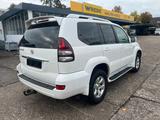 Toyota Land Cruiser 3.0 D-4D Automatik Leder Klima - Toyota Land Cruiser mit Diesel-Antrieb: Geländewagen, 3.0