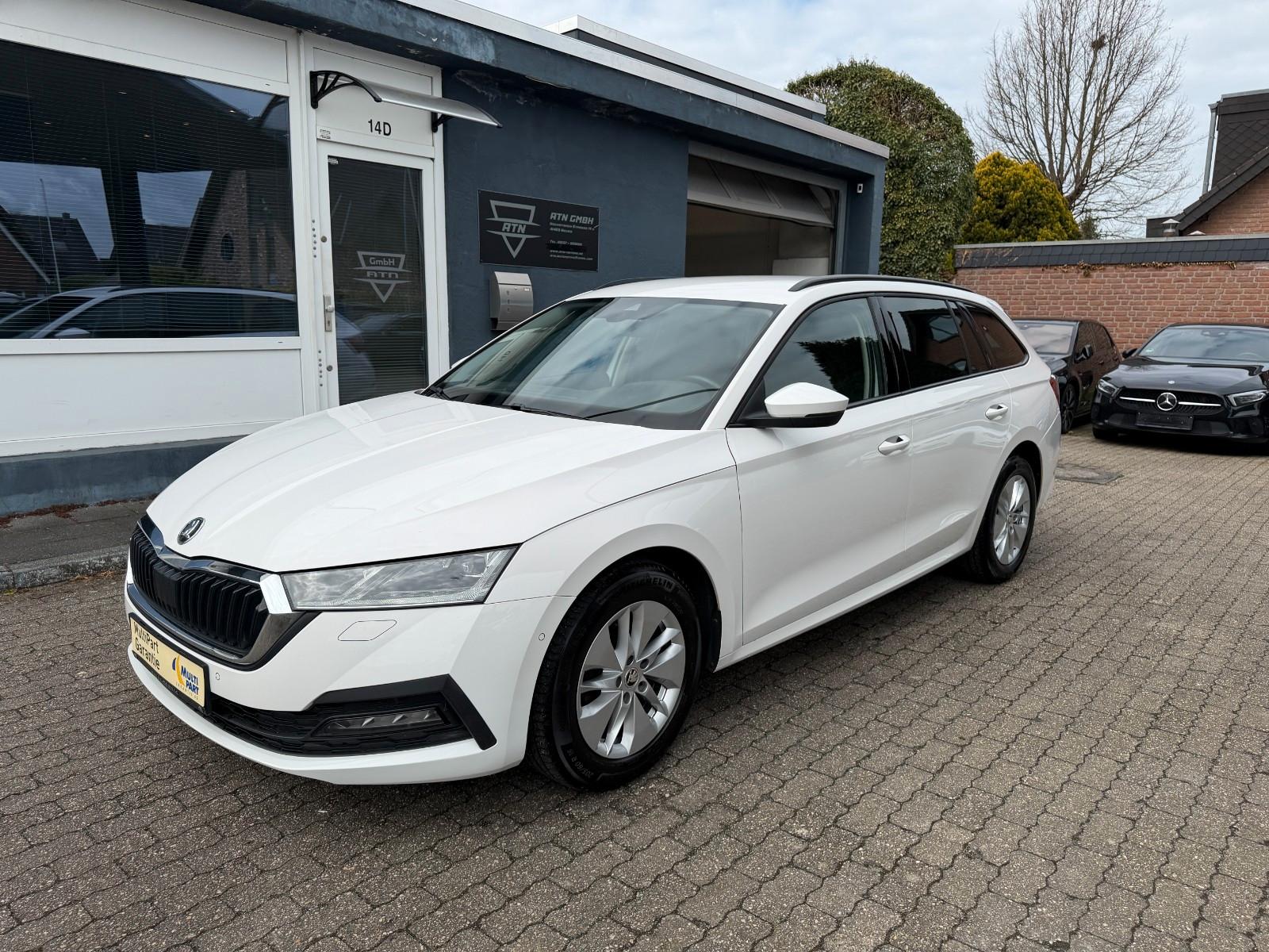 Skoda Octavia Combi 2,0 TDI Ambition LED Navi Kamera