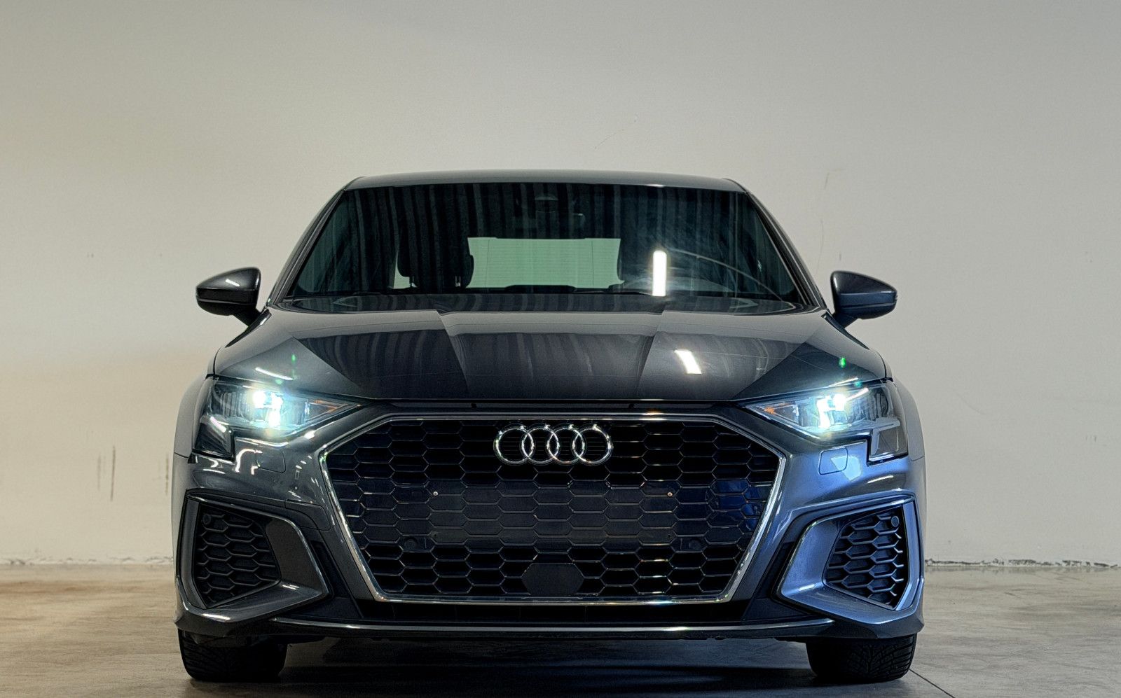 Audi A3 Limousine 35 TDI S Line imagem 2