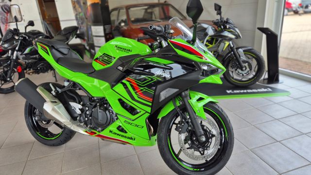 Kawasaki Ninja 500SE