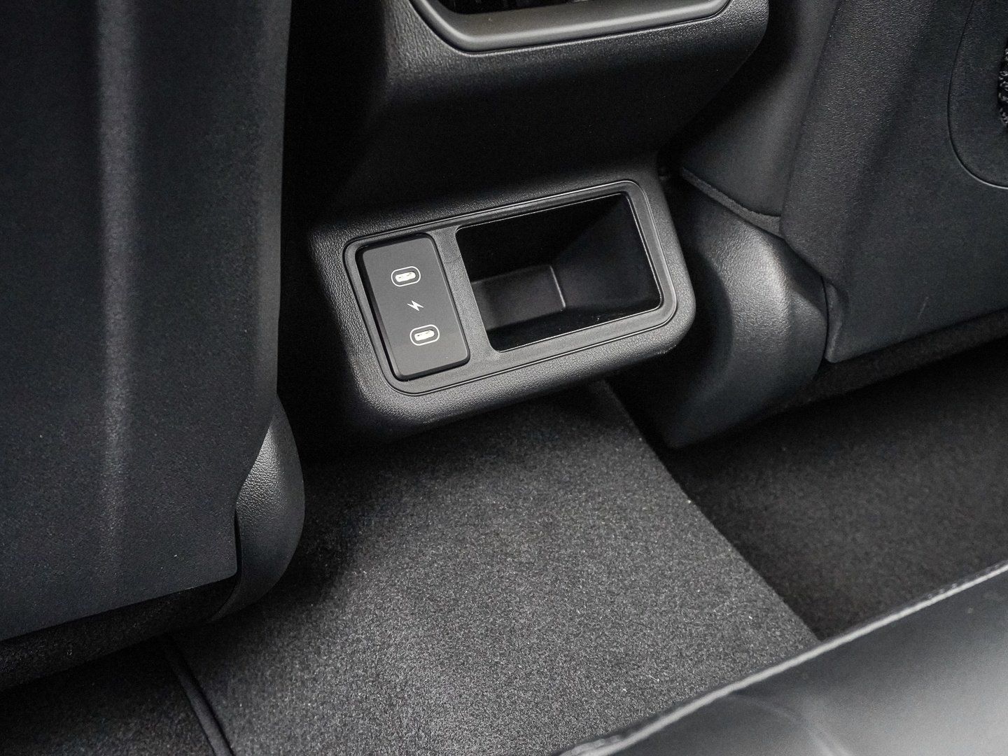 Kia K4 - Bild 19
