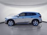 BMW iX1 xDrive30 AHK xLine Premiumpaket Sportsitze - mit Elektro-Antrieb: Silber, Geländewagen